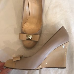 Kate Spade Mania colorblock bow wedges sz 6.5